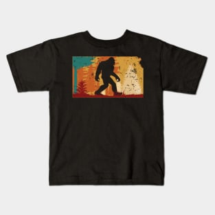 Bigfoot Retro Vintage Sasquatch Kansas Kids T-Shirt